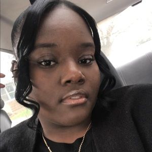 Meet your Posher, Timesha